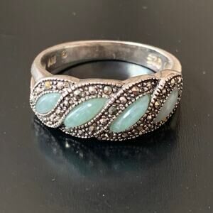 Vintage Nevada Sterling Silver Marcasite Nephrite Jade Ladies Ring Size 9